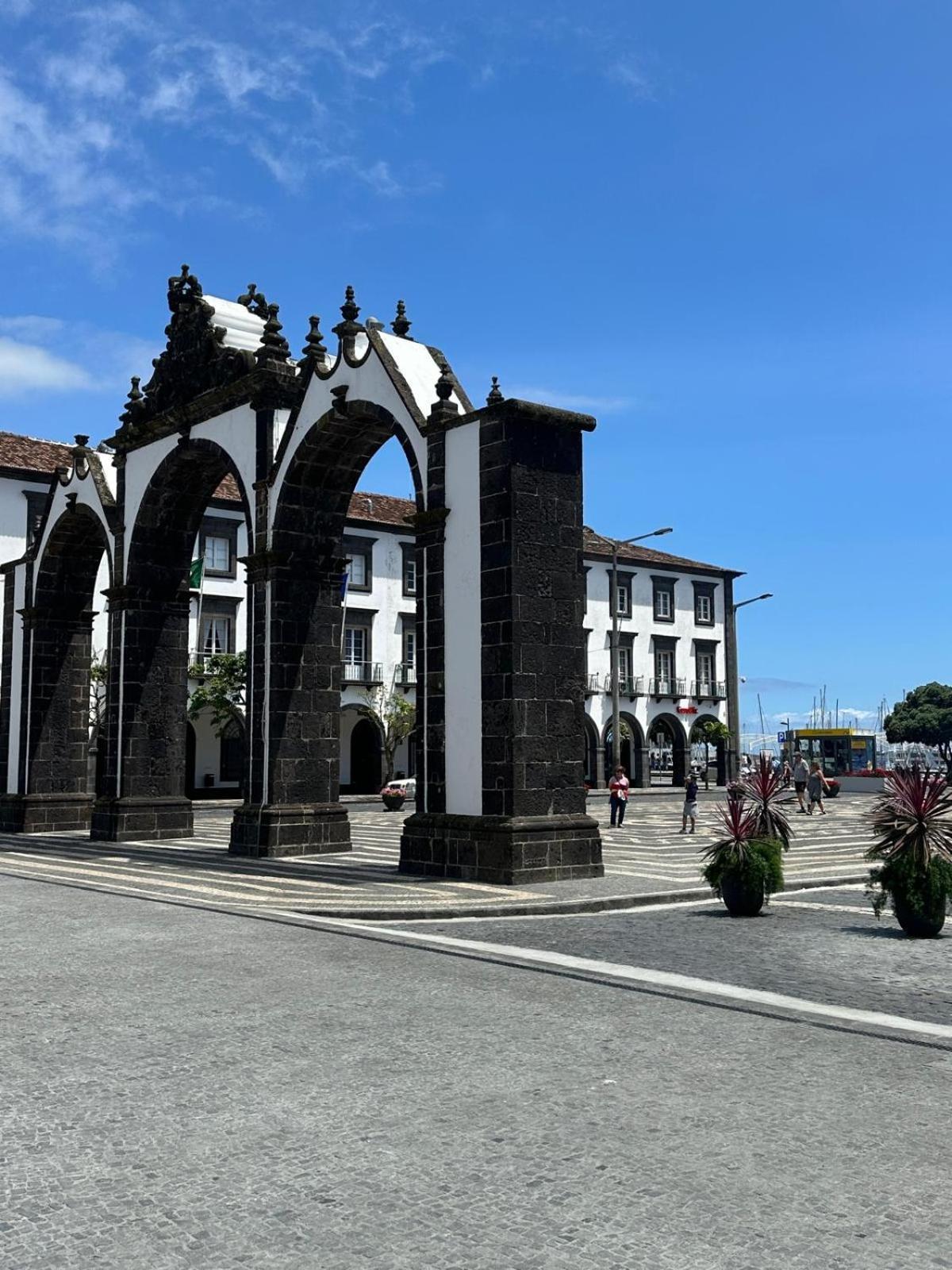 Azor International Apartment I Ponta Delgada Eksteriør bilde